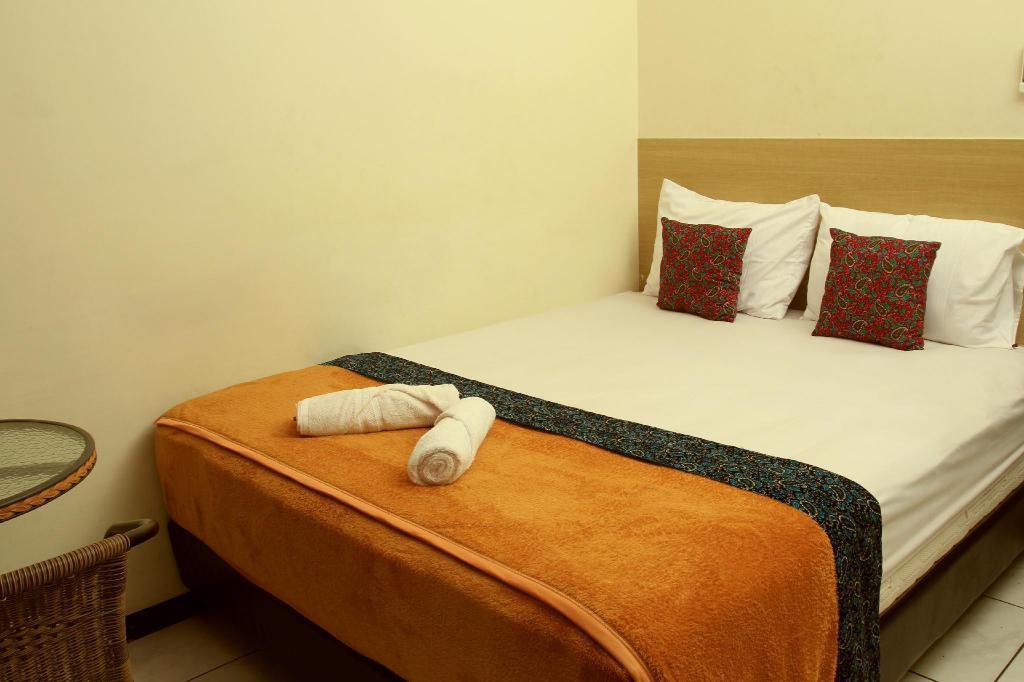 Hotel Bantal Guling Alun Alun Bandung Zewnętrze zdjęcie
