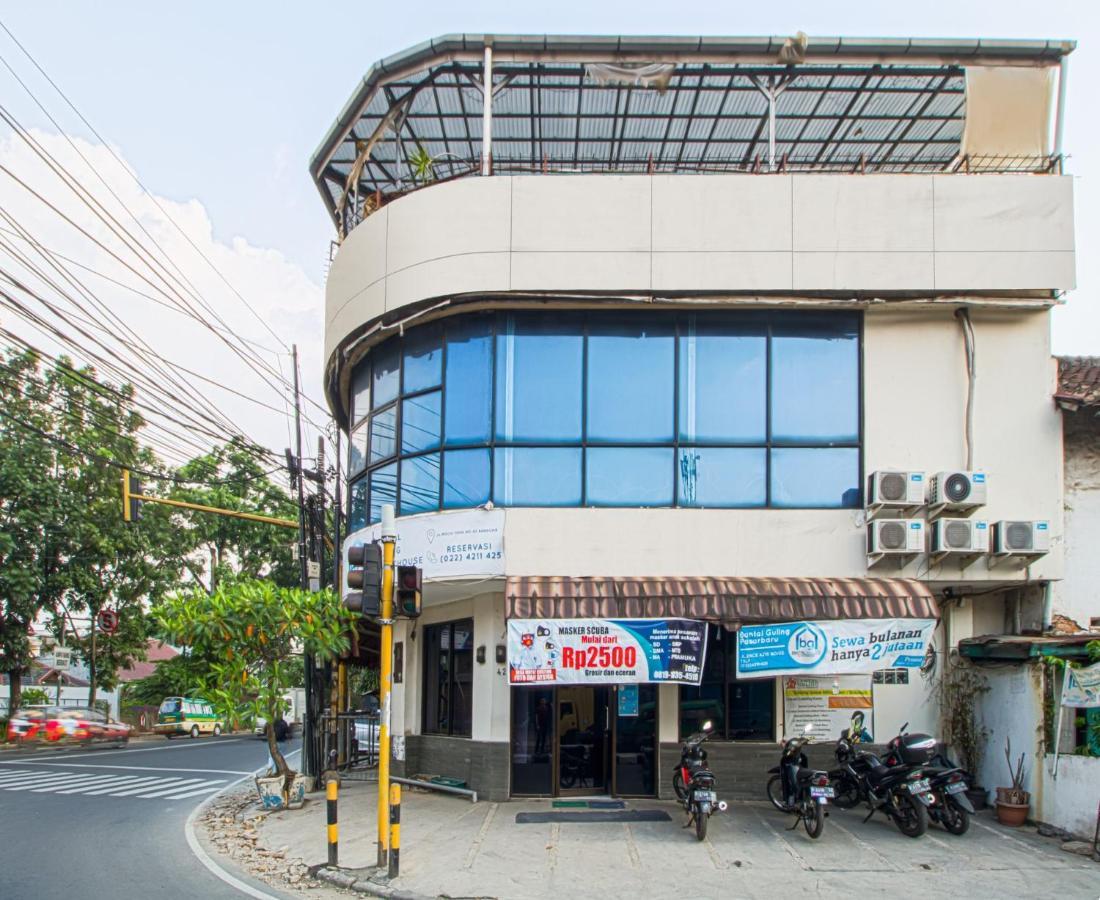 Hotel Bantal Guling Alun Alun Bandung Zewnętrze zdjęcie