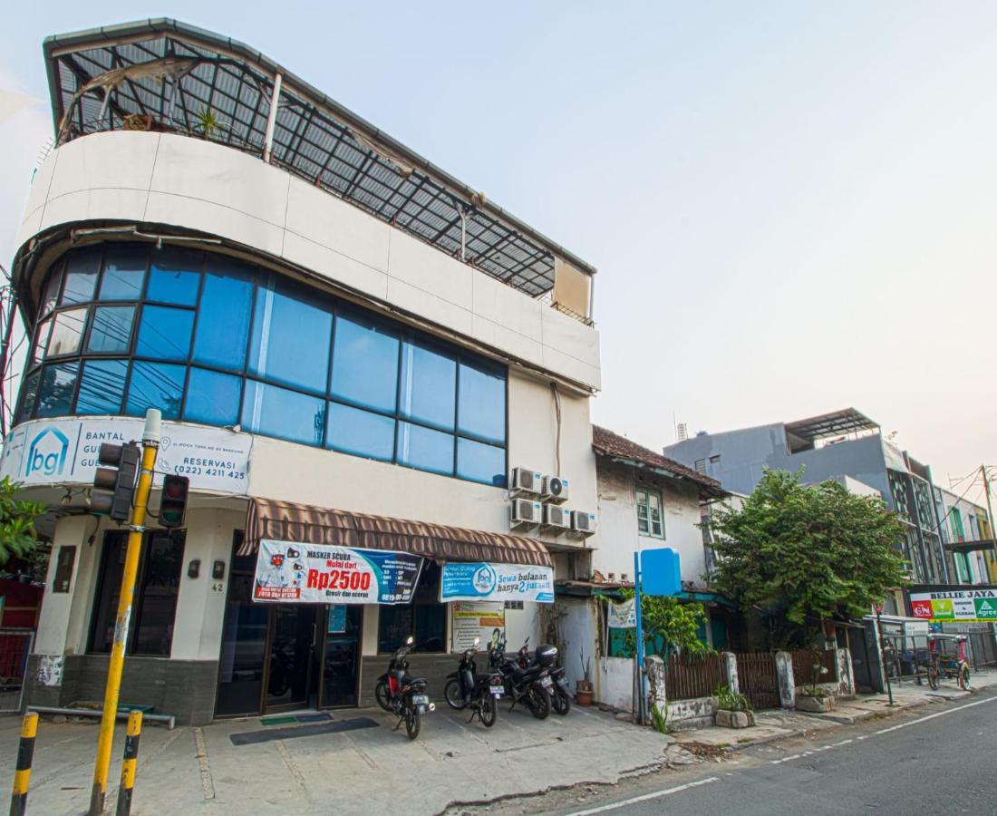 Hotel Bantal Guling Alun Alun Bandung Zewnętrze zdjęcie